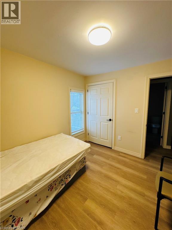 4935 Willmott Street, Niagara Falls, Ontario  L2E 1Z6 - Photo 7 - 40803767