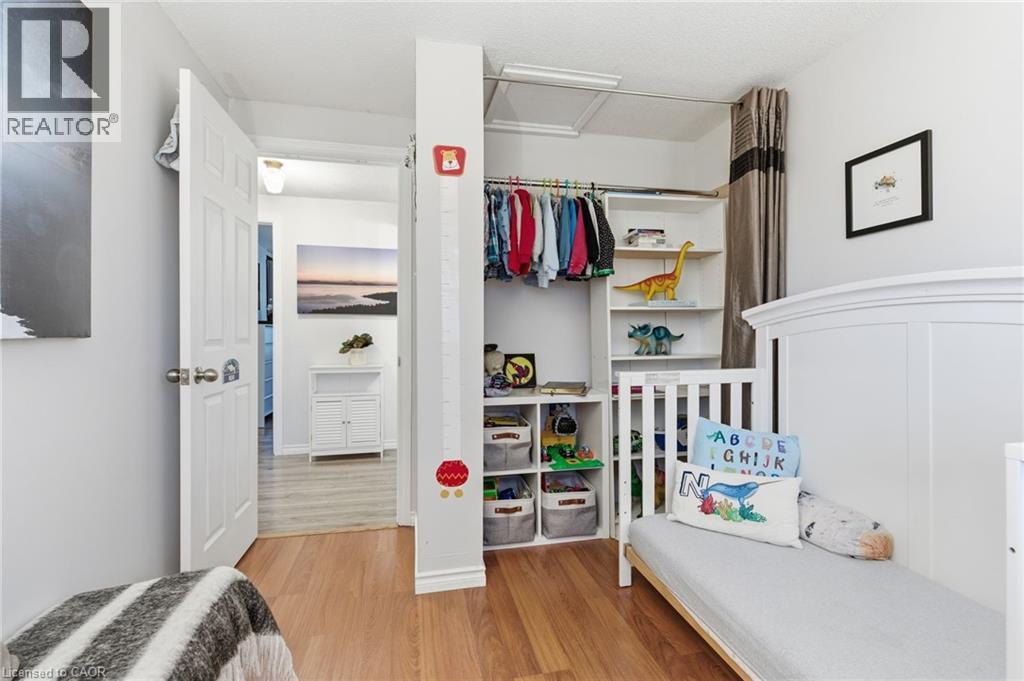 38 Golden Orchard Drive, Hamilton, Ontario  L9C 6J5 - Photo 24 - 40788337