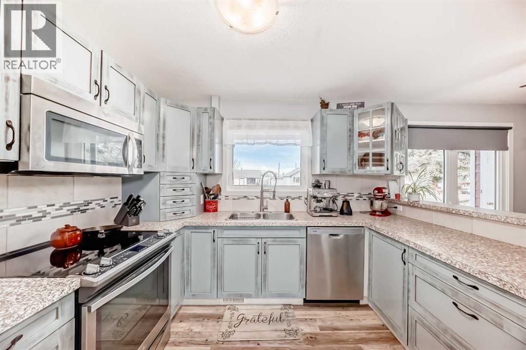 459 Crescent Avenue, Picture Butte, Alberta  T0K 1V0 - Photo 3 - A2278668