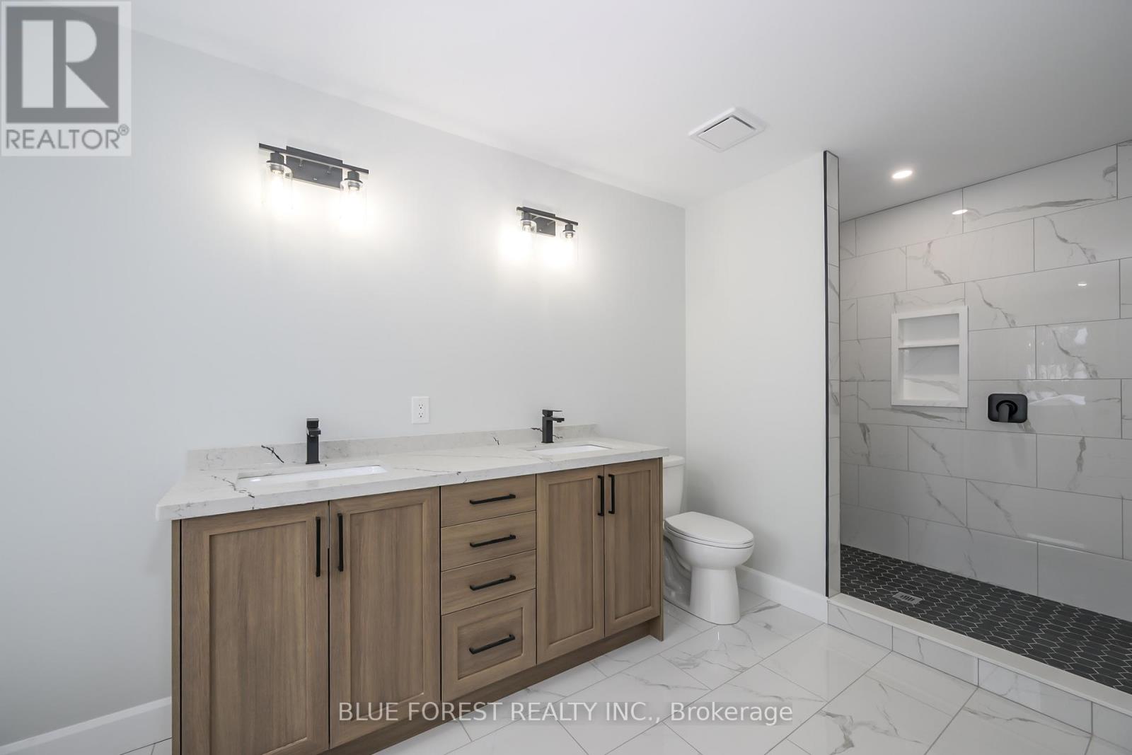 619 Lions Park Drive, Strathroy-Caradoc, Ontario  N0L 1W0 - Photo 20 - X12782726