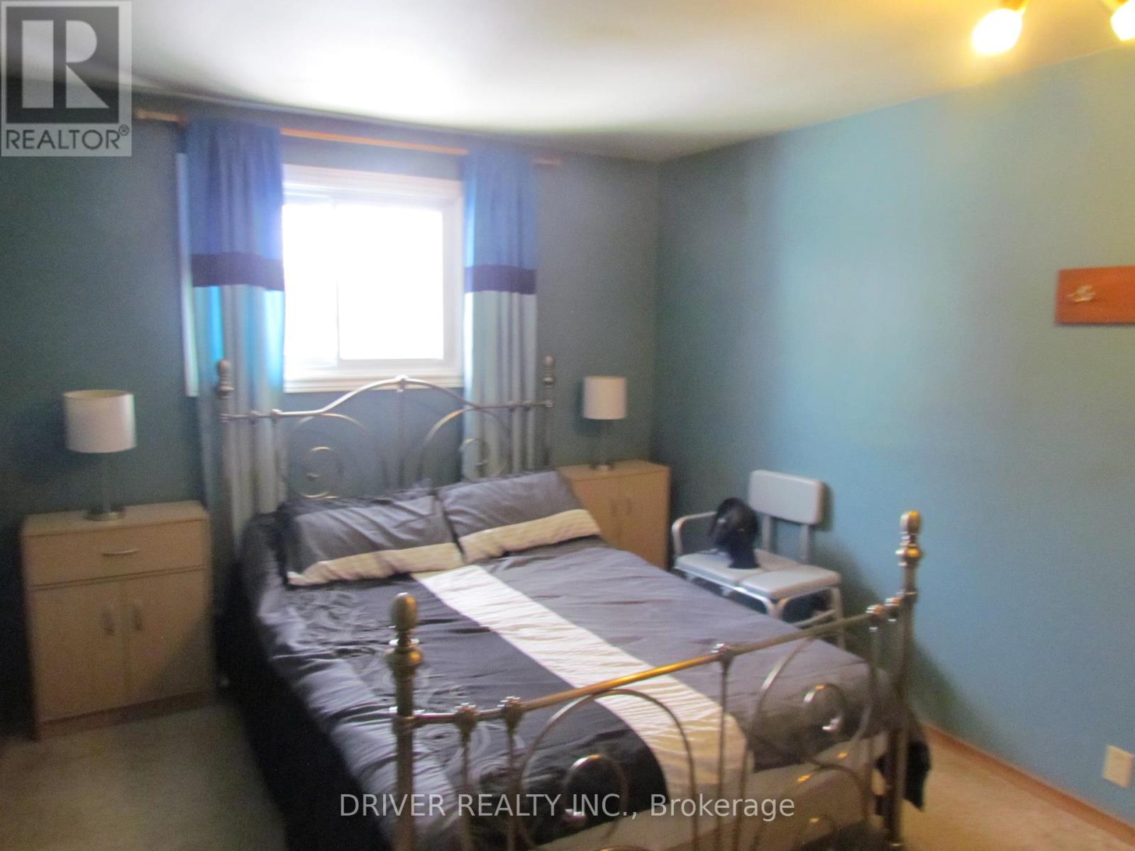 2081 Harrietsville Drive, Thames Centre, Ontario  N0L 1V0 - Photo 13 - X12782812