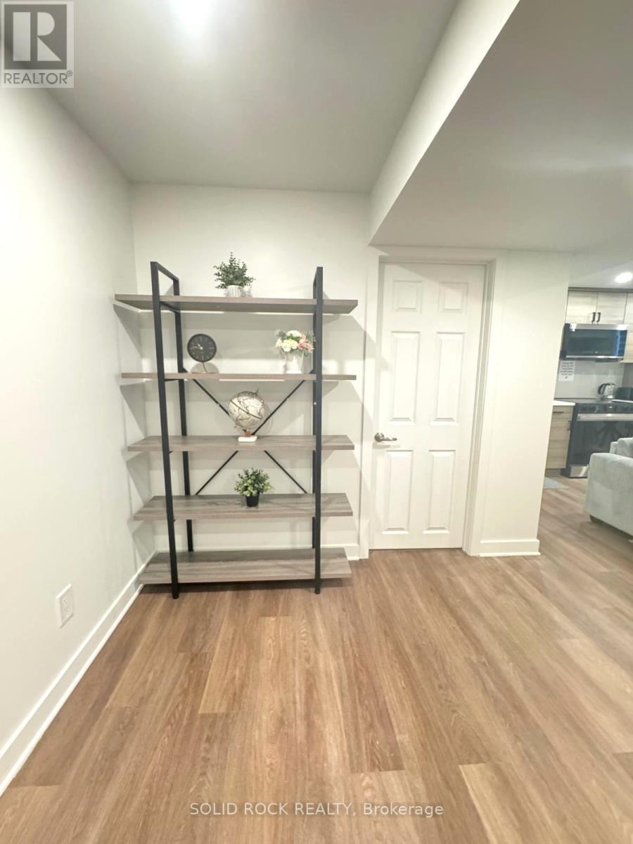 Unknown Address, ,     - Photo 3 - X12782774