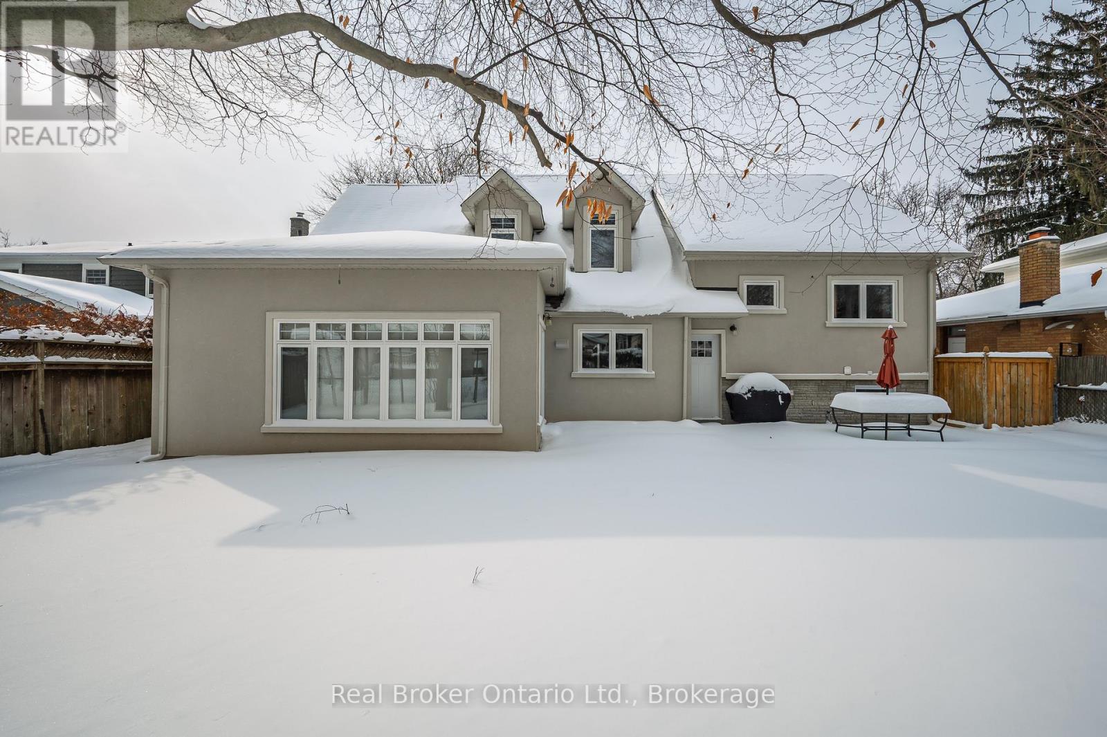 285 Surrey Drive, Oakville, Ontario  L6L 3T6 - Photo 41 - W12782844