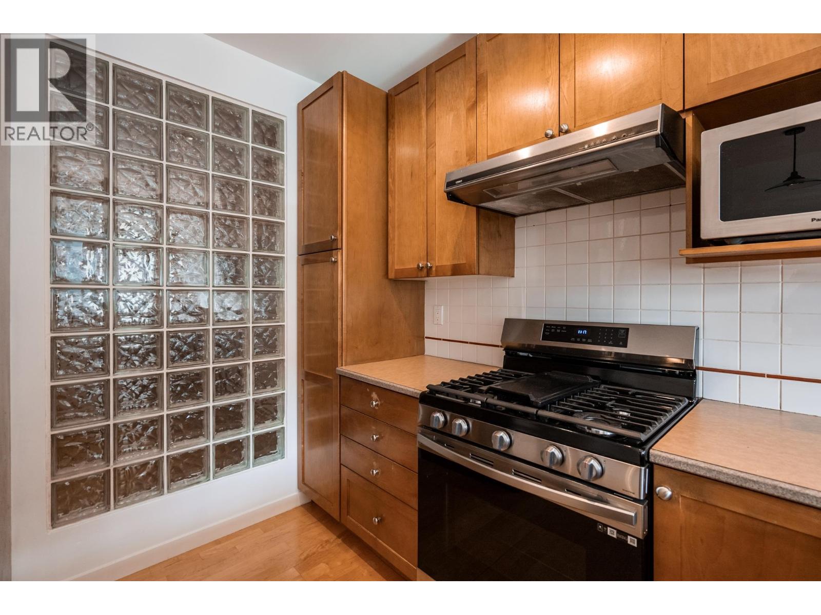 301 1238 Homer Street, Vancouver, British Columbia  V6B 2Y5 - Photo 18 - R3089321