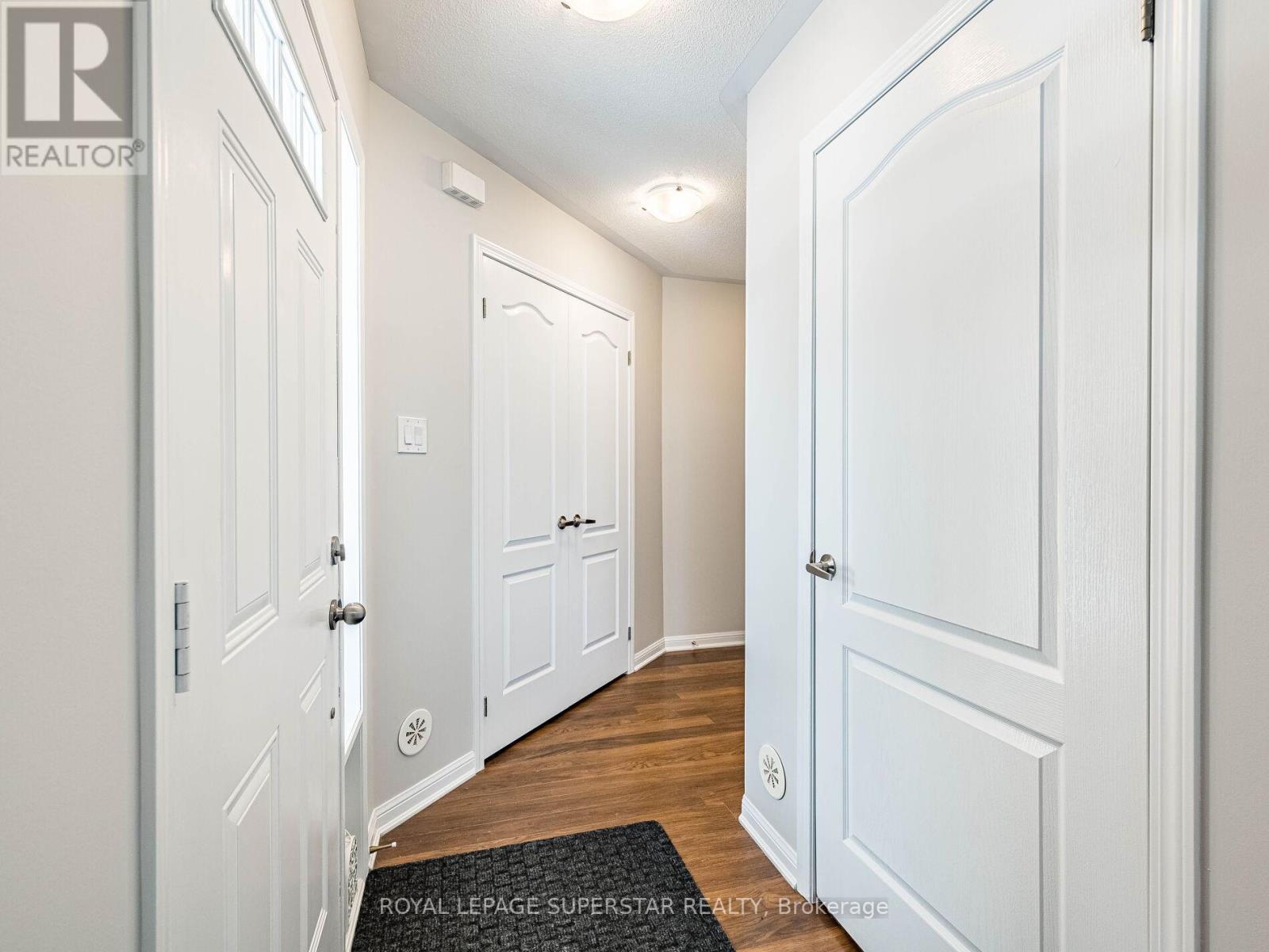 65 Aylesbury Drive, Brampton, Ontario  L7A 0V8 - Photo 12 - W12782418