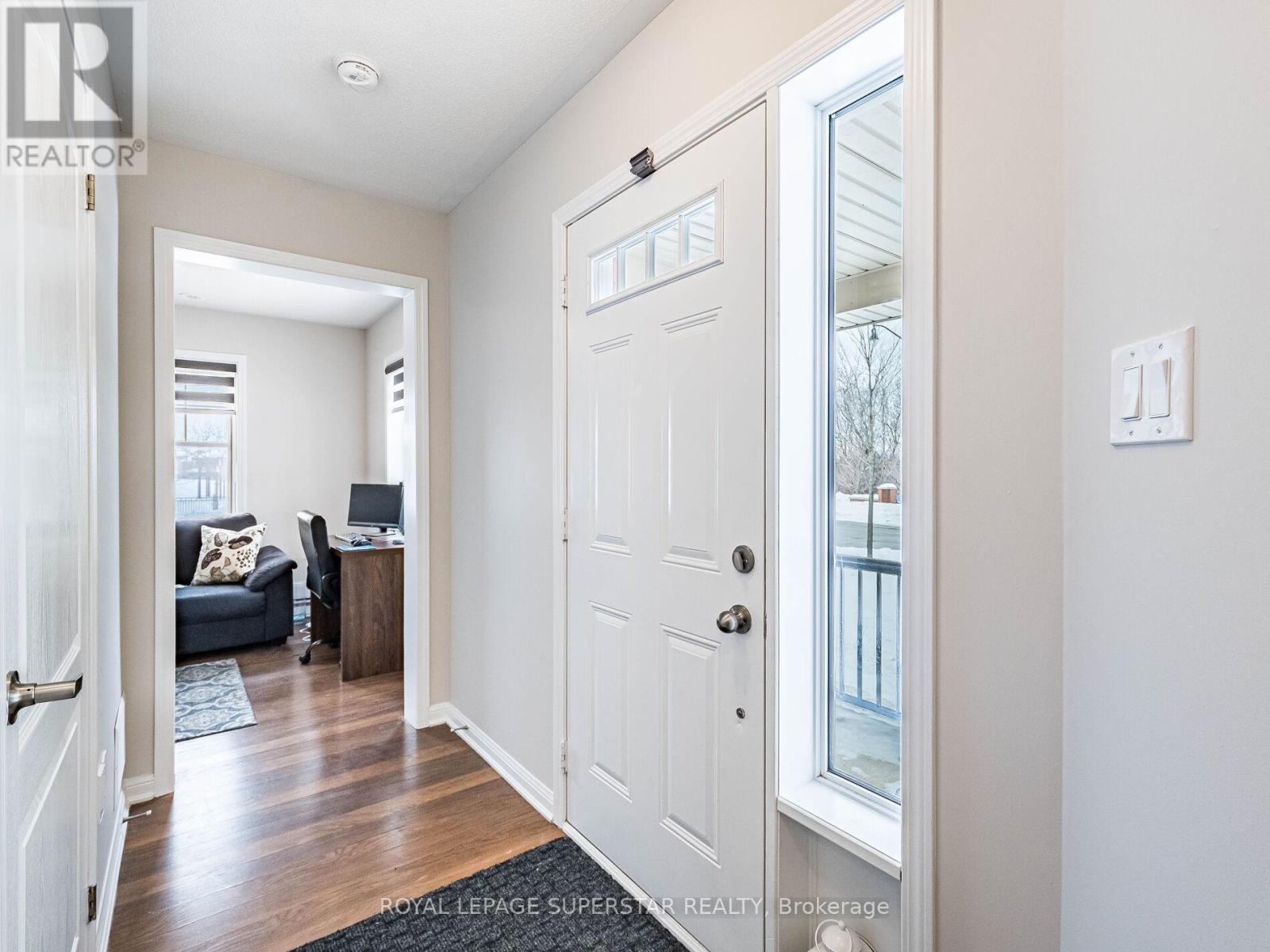 65 Aylesbury Drive, Brampton, Ontario  L7A 0V8 - Photo 11 - W12782418