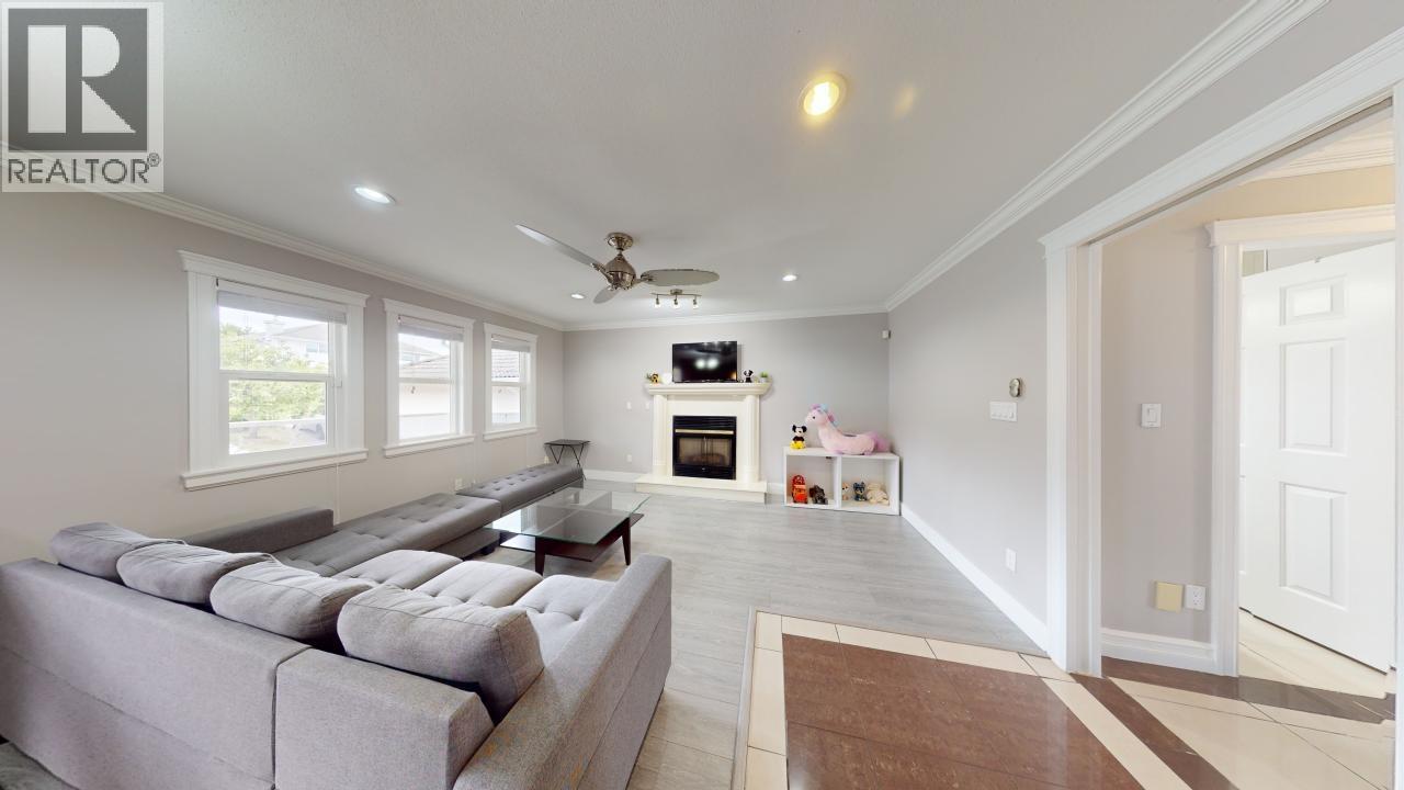 7563 Cariboo Road, Burnaby, British Columbia  V3N 4X2 - Photo 8 - R3089323