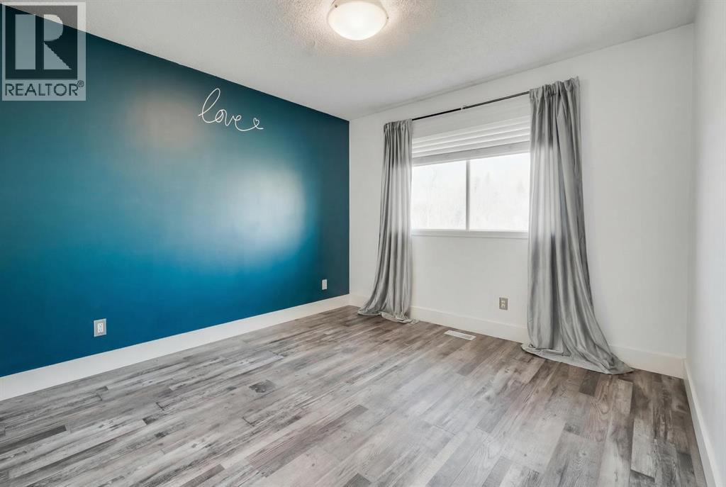 1, 73 Glenbrook Crescent, Cochrane, Alberta  T4C 1G1 - Photo 14 - A2284168