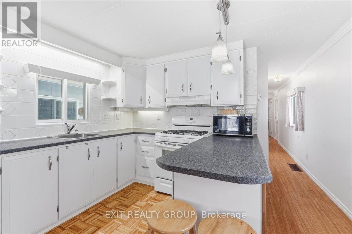 7 Arbour Lane, Quinte West (Sidney Ward), Ontario  K8N 4Z3 - Photo 10 - X12782776