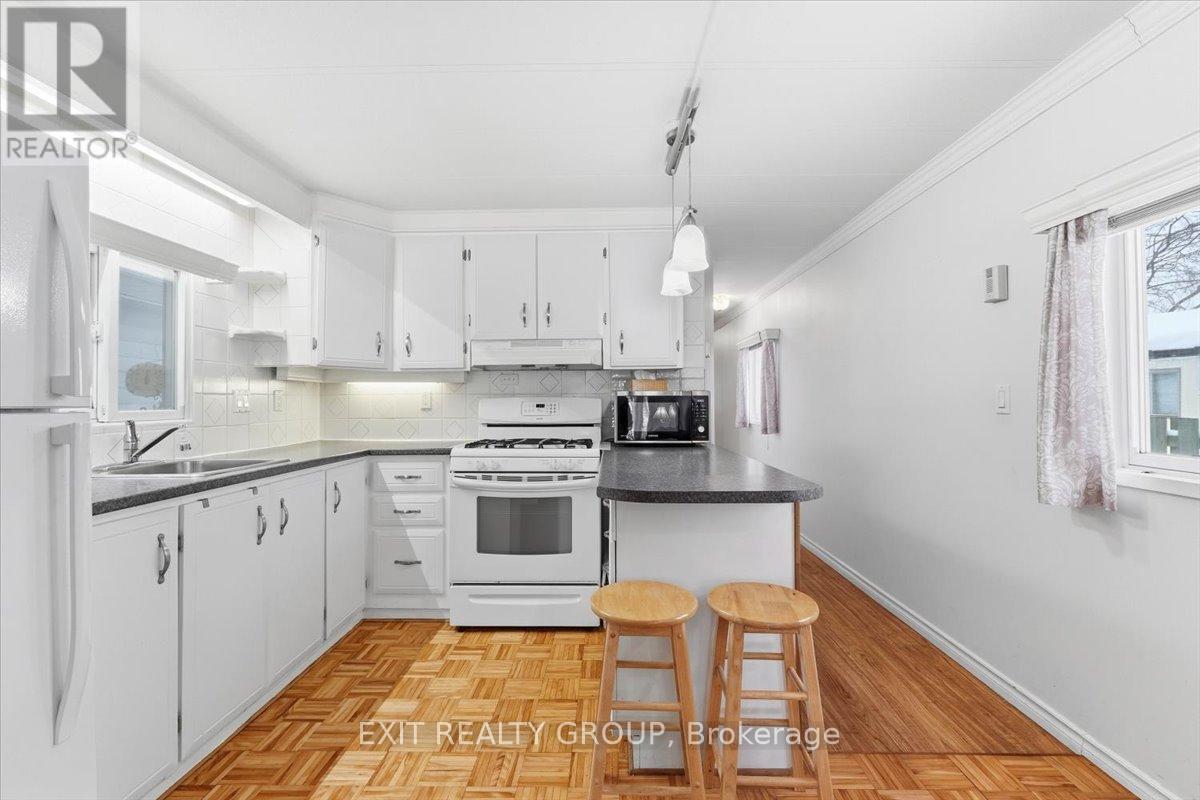 7 Arbour Lane, Quinte West (Sidney Ward), Ontario  K8N 4Z3 - Photo 14 - X12782776