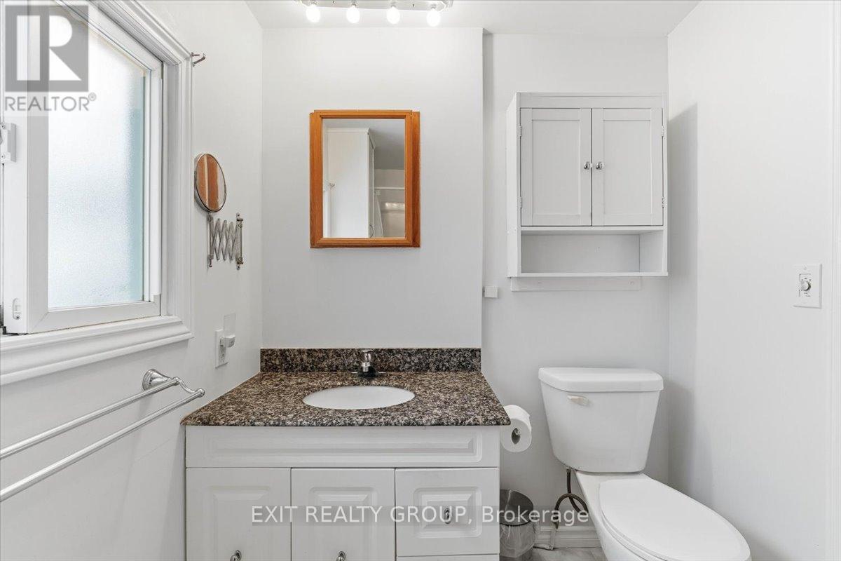 7 Arbour Lane, Quinte West (Sidney Ward), Ontario  K8N 4Z3 - Photo 18 - X12782776