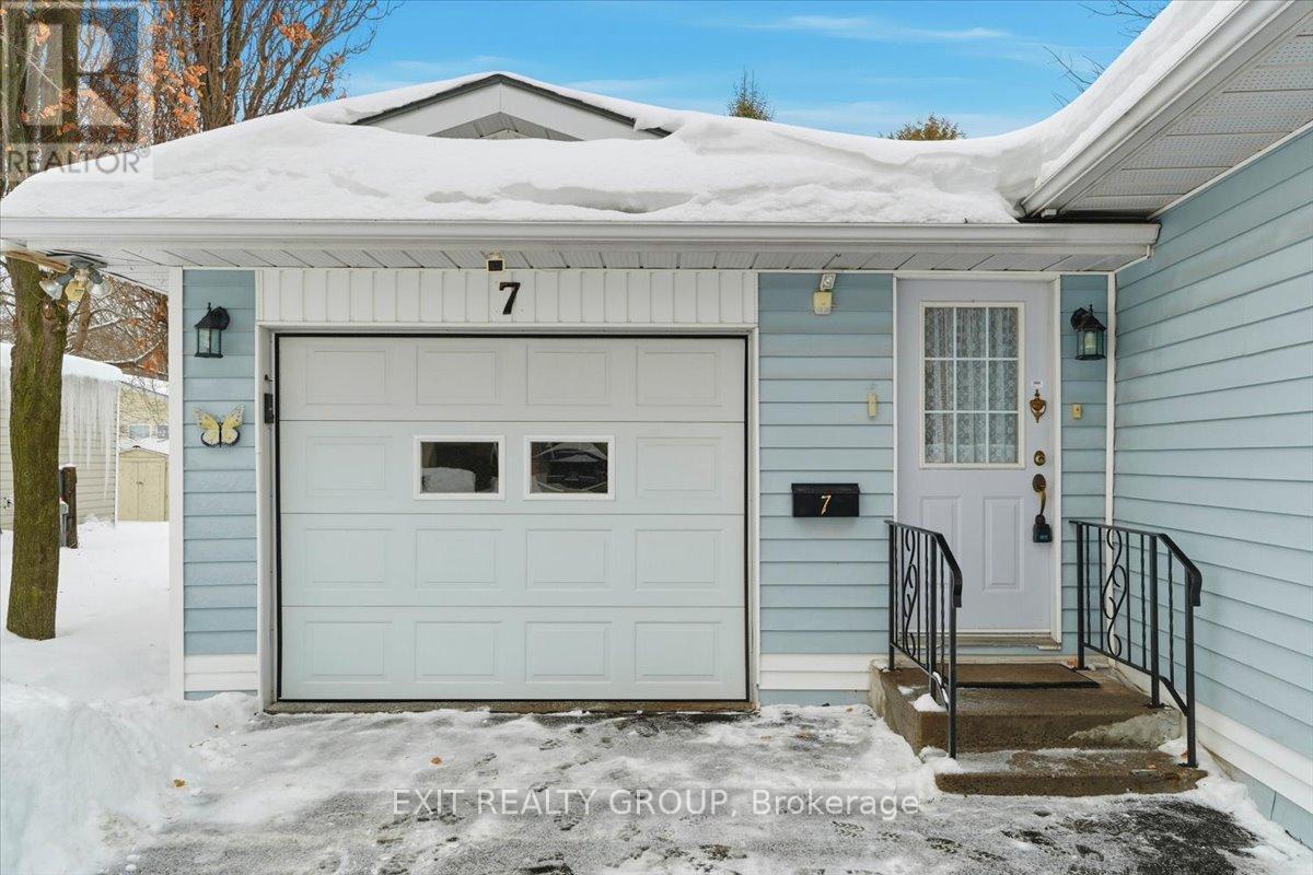 7 Arbour Lane, Quinte West (Sidney Ward), Ontario  K8N 4Z3 - Photo 24 - X12782776