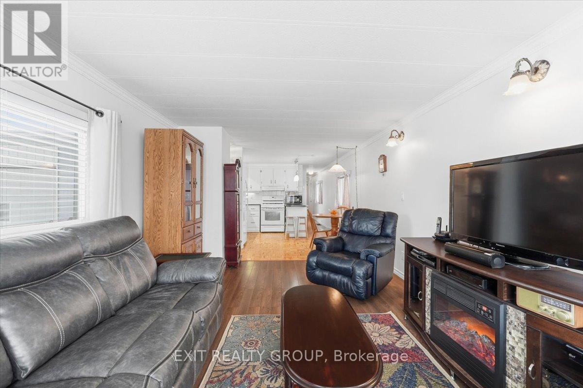 7 Arbour Lane, Quinte West (Sidney Ward), Ontario  K8N 4Z3 - Photo 5 - X12782776