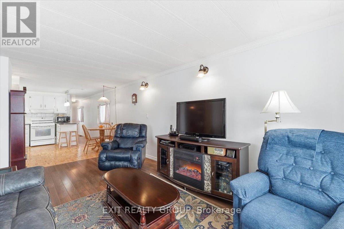 7 Arbour Lane, Quinte West (Sidney Ward), Ontario  K8N 4Z3 - Photo 6 - X12782776