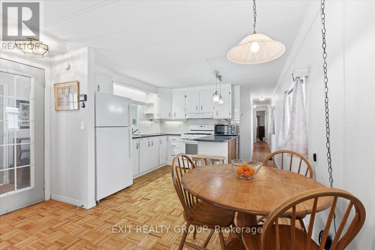 7 Arbour Lane, Quinte West (Sidney Ward), Ontario  K8N 4Z3 - Photo 9 - X12782776