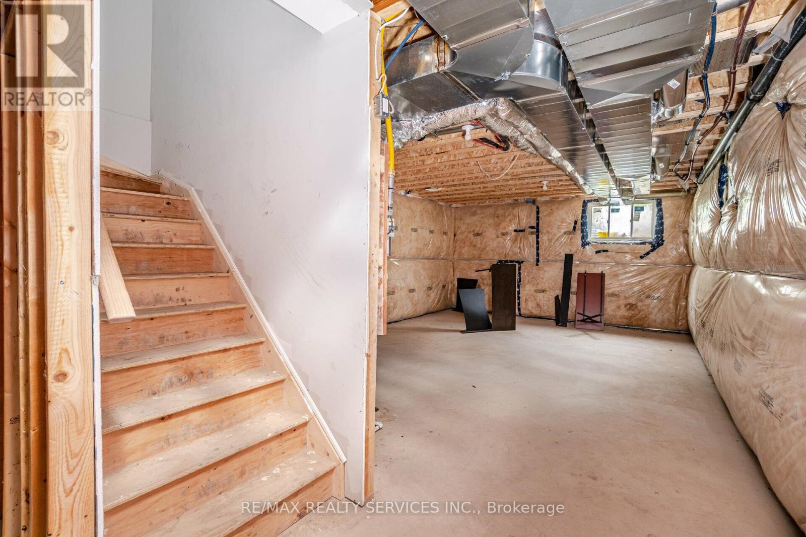 249 Louise Street, Welland, Ontario  L3B 0H8 - Photo 29 - X12781348