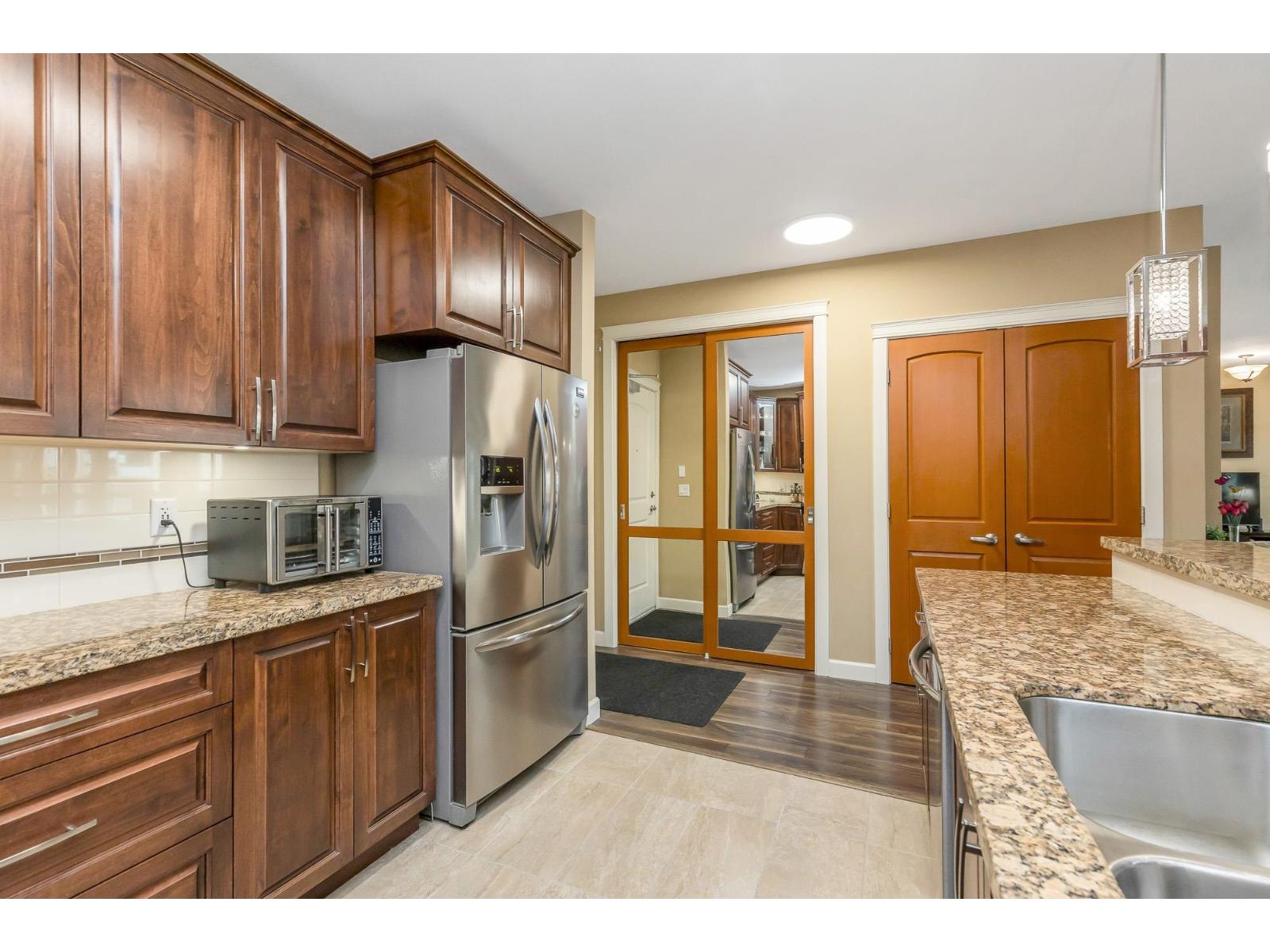 409 2860 Trethewey Street, Abbotsford, British Columbia  V2T 0G5 - Photo 11 - R3088934