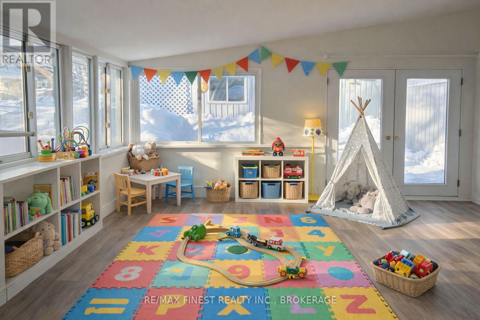 8 Catherine Street, Prince Edward County, Ontario  K0K 2T0 - Photo 31 - X12672838