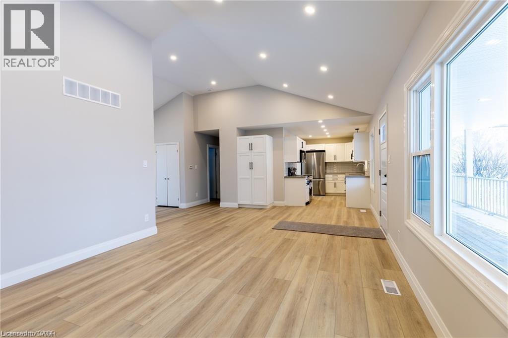 34 Close Avenue, Cambridge, Ontario  N1R 2R6 - Photo 8 - 40804718