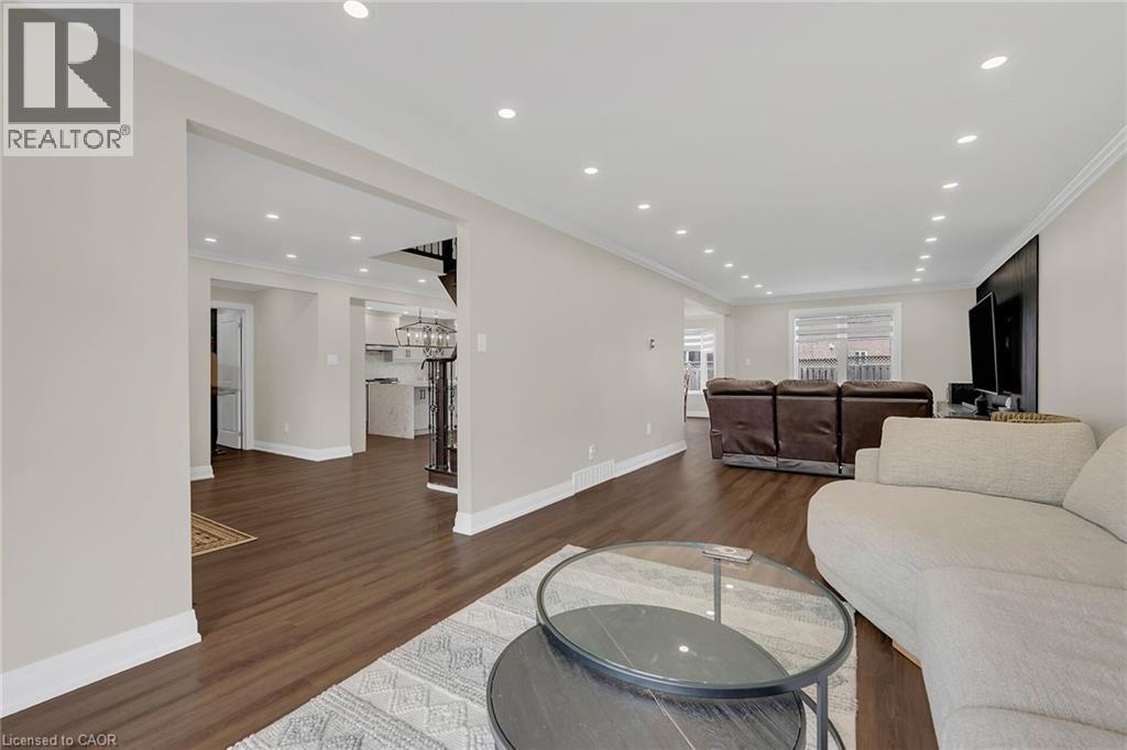 125 Valera Drive E, Hamilton, Ontario  L8E 4S9 - Photo 19 - 40804537