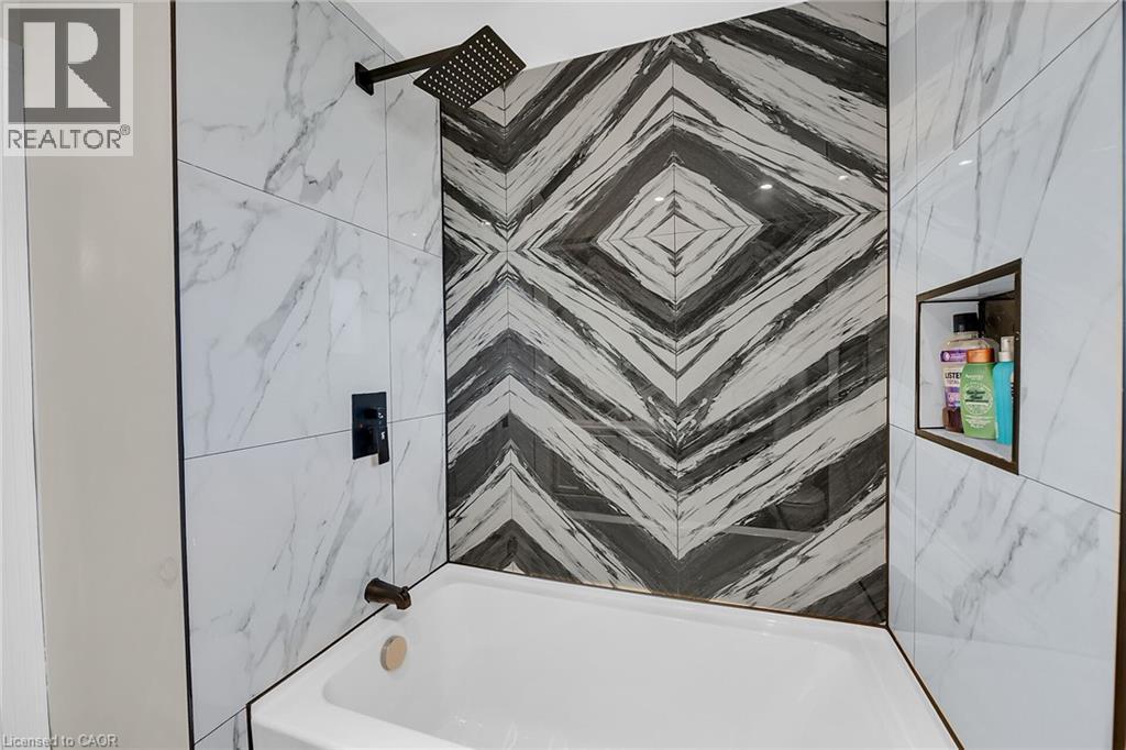 125 Valera Drive E, Hamilton, Ontario  L8E 4S9 - Photo 32 - 40804537