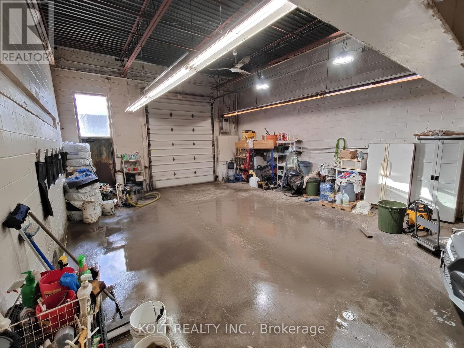 17 - 2650 John Street, Markham, Ontario L3R 2W6 - Photo 3 - N12708576