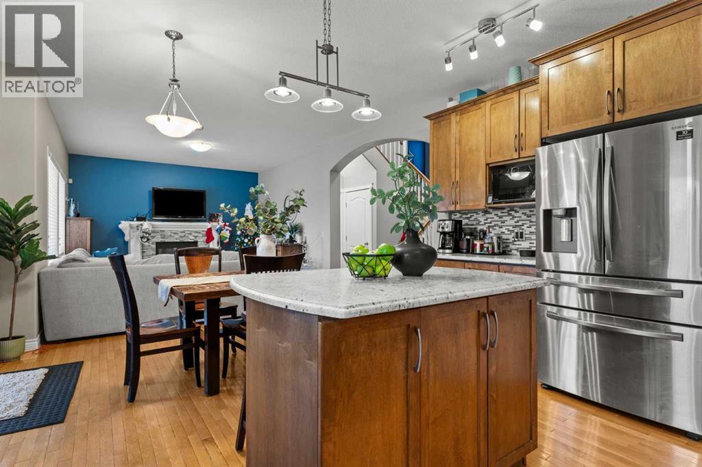 151 Willowbrook Drive Nw, Airdrie, Alberta  T4B 2W5 - Photo 6 - A2276403