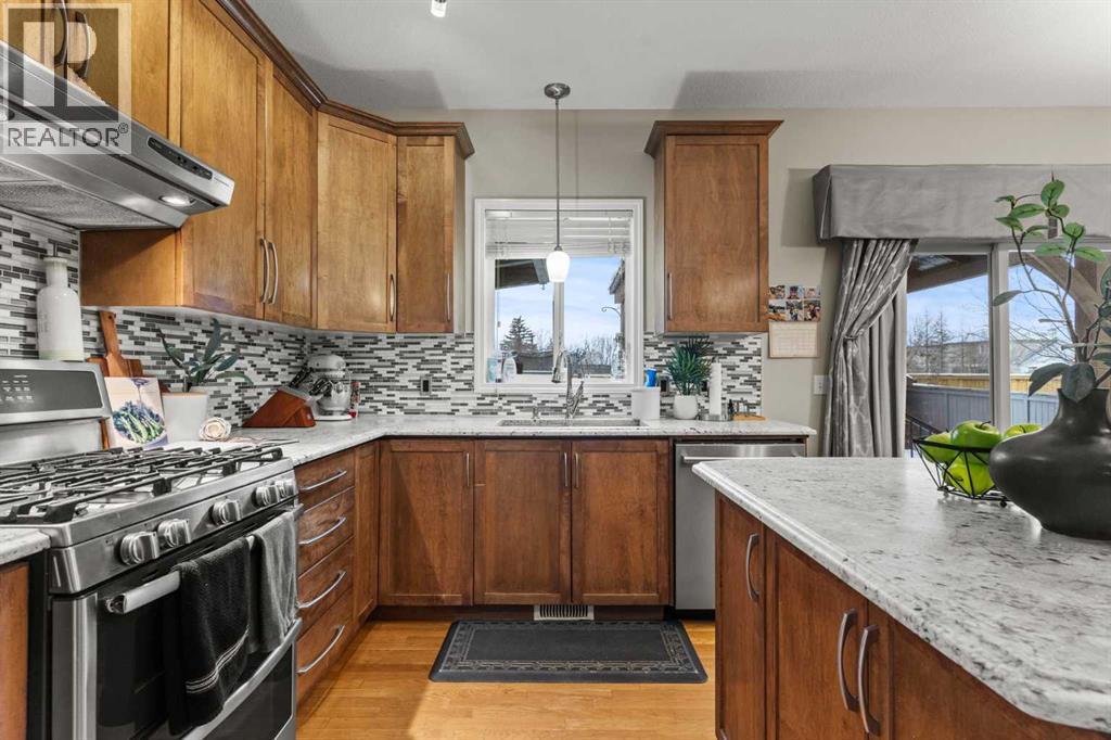 151 Willowbrook Drive Nw, Airdrie, Alberta  T4B 2W5 - Photo 5 - A2276403