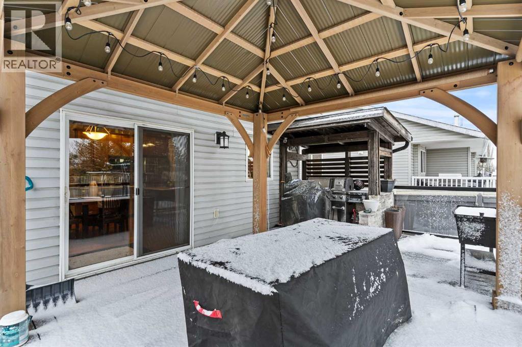 151 Willowbrook Drive Nw, Airdrie, Alberta  T4B 2W5 - Photo 29 - A2276403