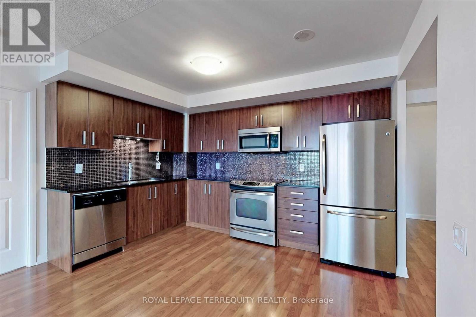 2211 - 17 Anndale Drive, Toronto, Ontario  M2N 2W7 - Photo 12 - C12782766