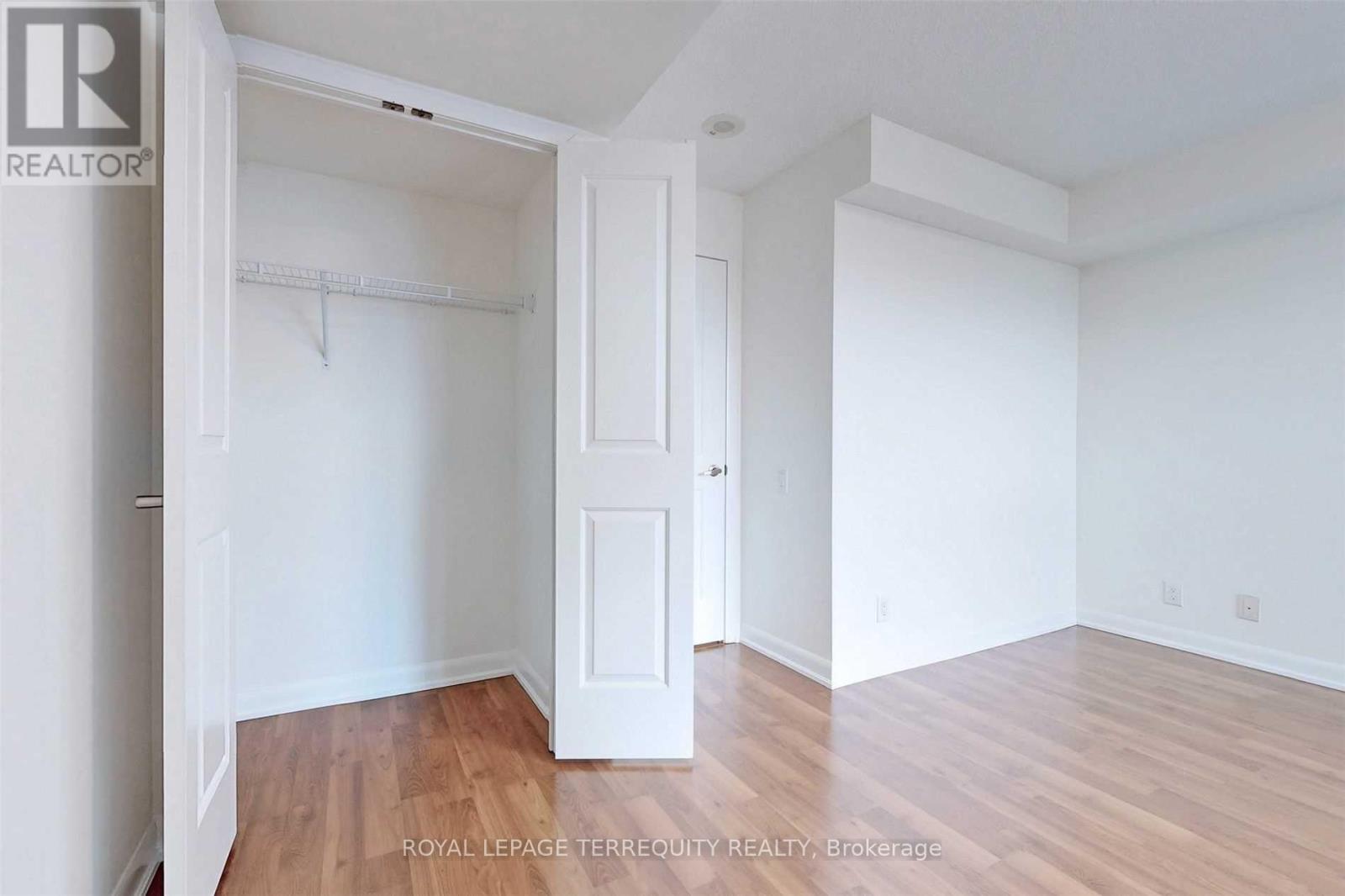 2211 - 17 Anndale Drive, Toronto, Ontario  M2N 2W7 - Photo 25 - C12782766