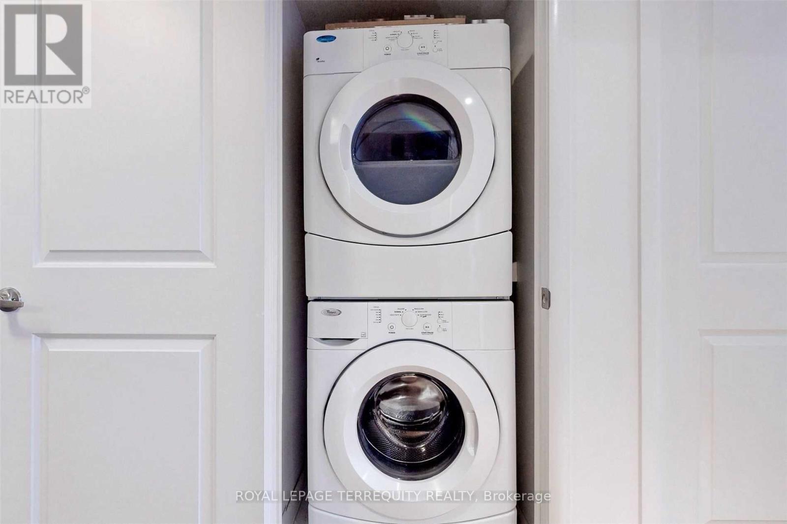 2211 - 17 Anndale Drive, Toronto, Ontario  M2N 2W7 - Photo 30 - C12782766