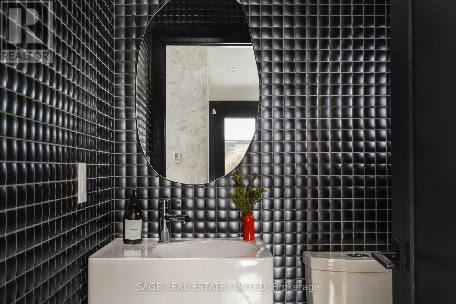 128 Argyle Street, Toronto, Ontario  M6J 1N9 - Photo 18 - C12782792