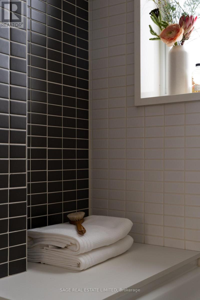 128 Argyle Street, Toronto, Ontario  M6J 1N9 - Photo 23 - C12782792