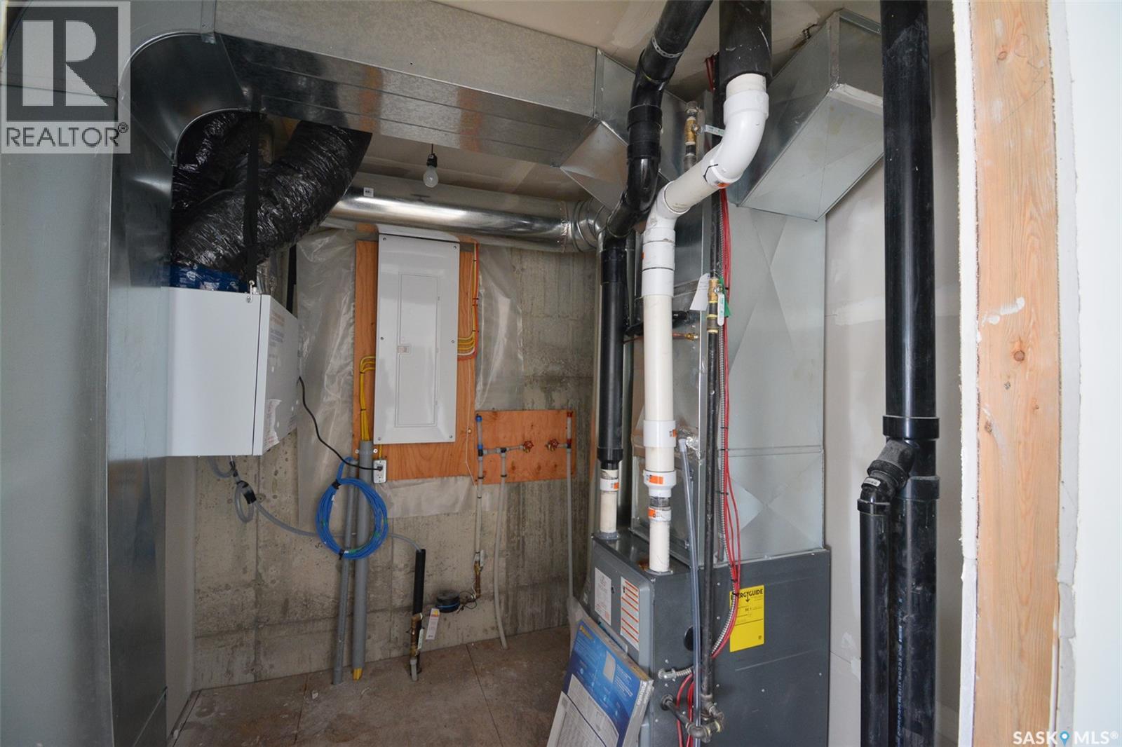 1143 Winnipeg Street, Regina, Saskatchewan  S4R 1J5 - Photo 17 - SK028416