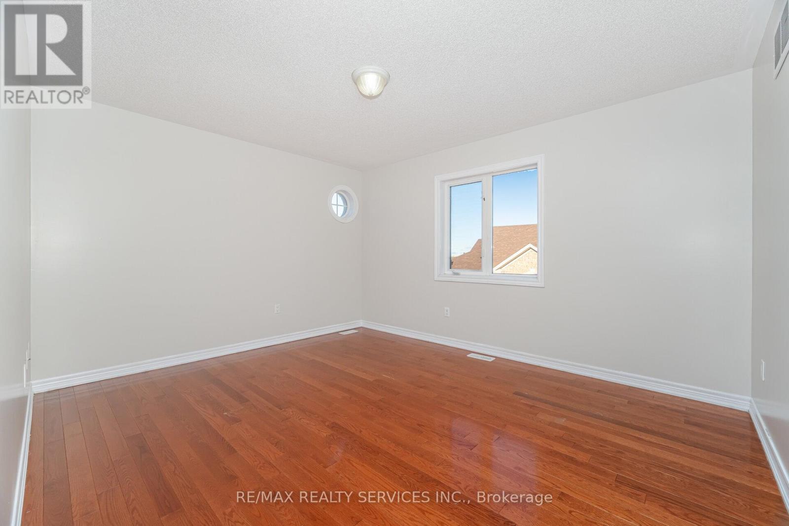 71 Ivy Glen Drive, Vaughan, Ontario  L6A 0P3 - Photo 29 - N12782762