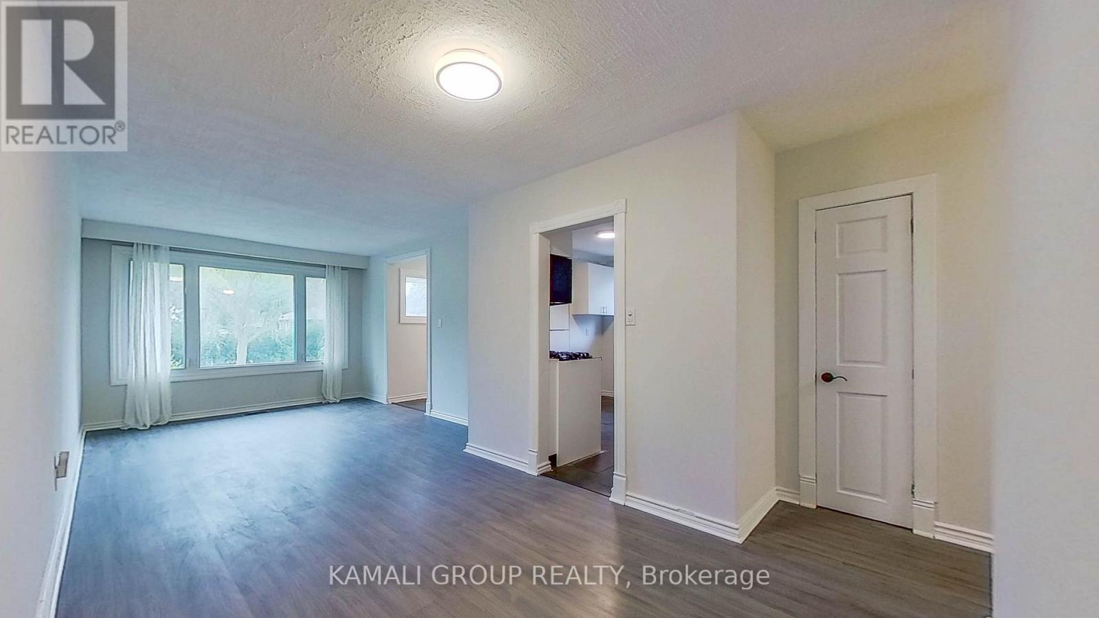 Main - 140 Cherrywood Drive, Newmarket, Ontario  L3Y 2X7 - Photo 6 - N12782764