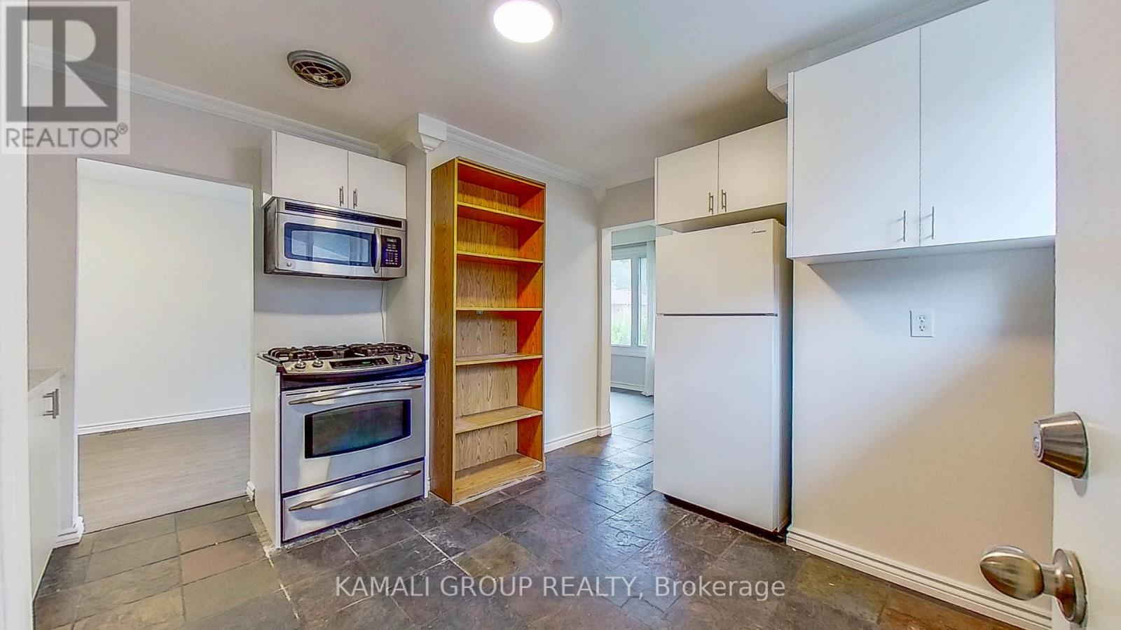 Main - 140 Cherrywood Drive, Newmarket, Ontario  L3Y 2X7 - Photo 8 - N12782764