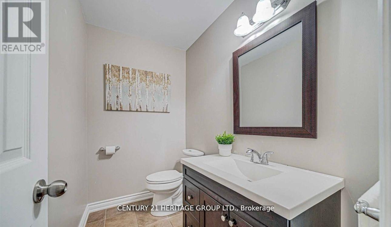 Main - 27 Hammond Drive, Aurora, Ontario  L4G 2T8 - Photo 13 - N12782800