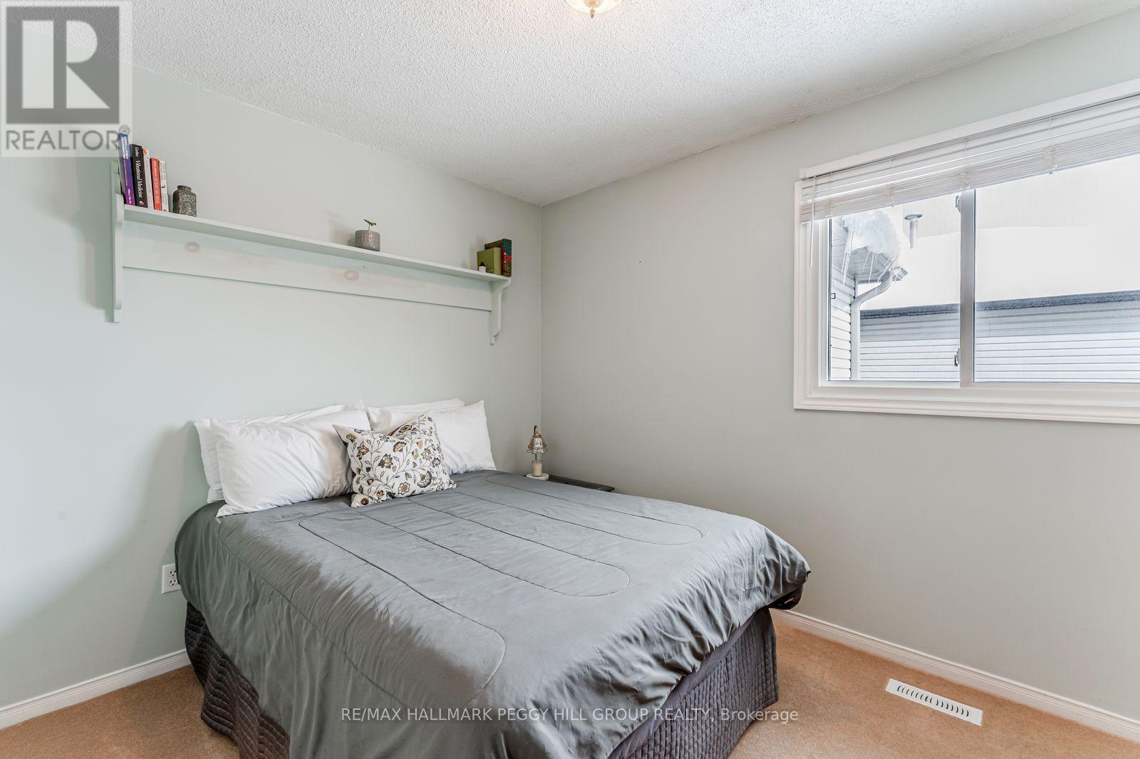 2 Mcqueen Street, Essa, Ontario  L0M 1B0 - Photo 8 - N12782816