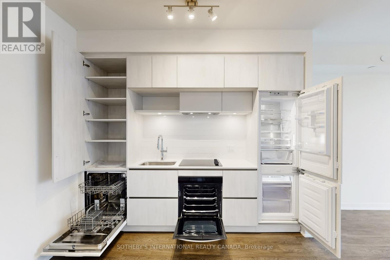 1133 - 2 David Eyer Road, Richmond Hill, Ontario  L4S 0N6 - Photo 16 - N12782836