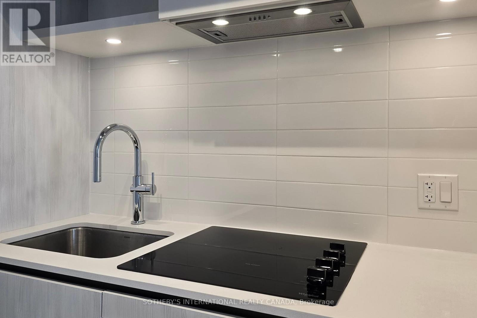 1133 - 2 David Eyer Road, Richmond Hill, Ontario  L4S 0N6 - Photo 19 - N12782836