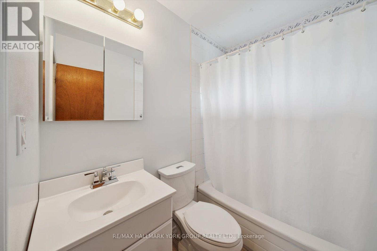 29 Seaton Drive, Aurora, Ontario  L4G 2J9 - Photo 34 - N12782866