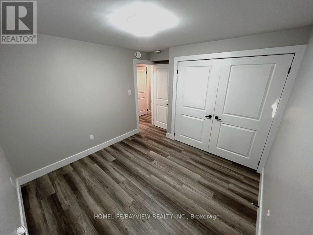 Garden Suite - 162 Penetanguishene Road, Barrie, Ontario  L4M 7C3 - Photo 6 - S12782746