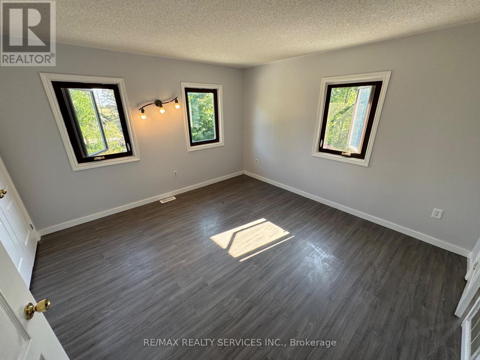 168 Hummingbird Hill Road, Oro-Medonte, Ontario  L4R 4K3 - Photo 27 - S12782826