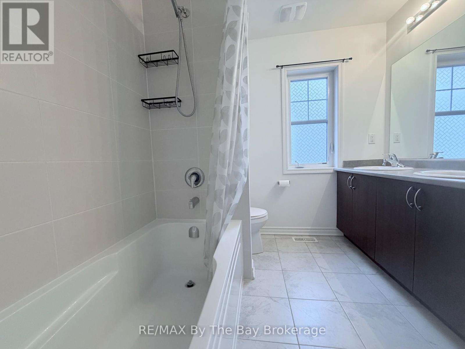 20 Hills Thistle Drive, Wasaga Beach, Ontario L9Z 0J3 - Photo 14 - S12782990