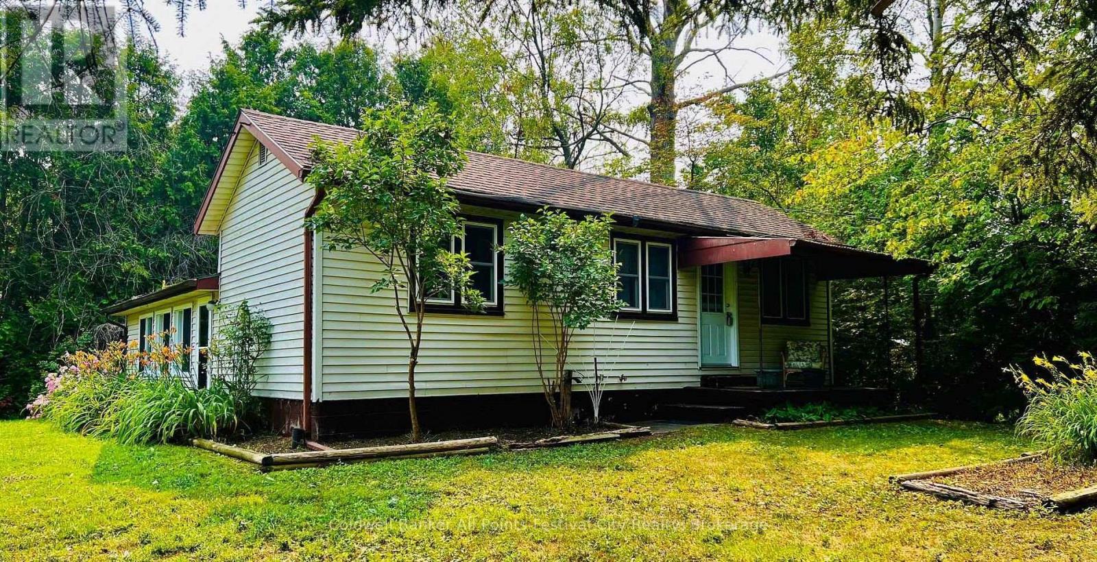 82096 Elm Street, Ashfield-Colborne-Wawanosh, Ontario  N7A 3Y3 - Photo 1 - X12783034