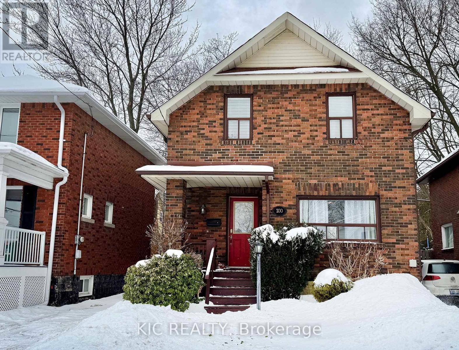 200 OSHAWA BOULEVARD N, Oshawa, Ontario