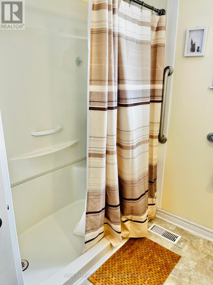 12 Velma Street, Strathroy-Caradoc, Ontario  N7G 3L3 - Photo 13 - X12783092