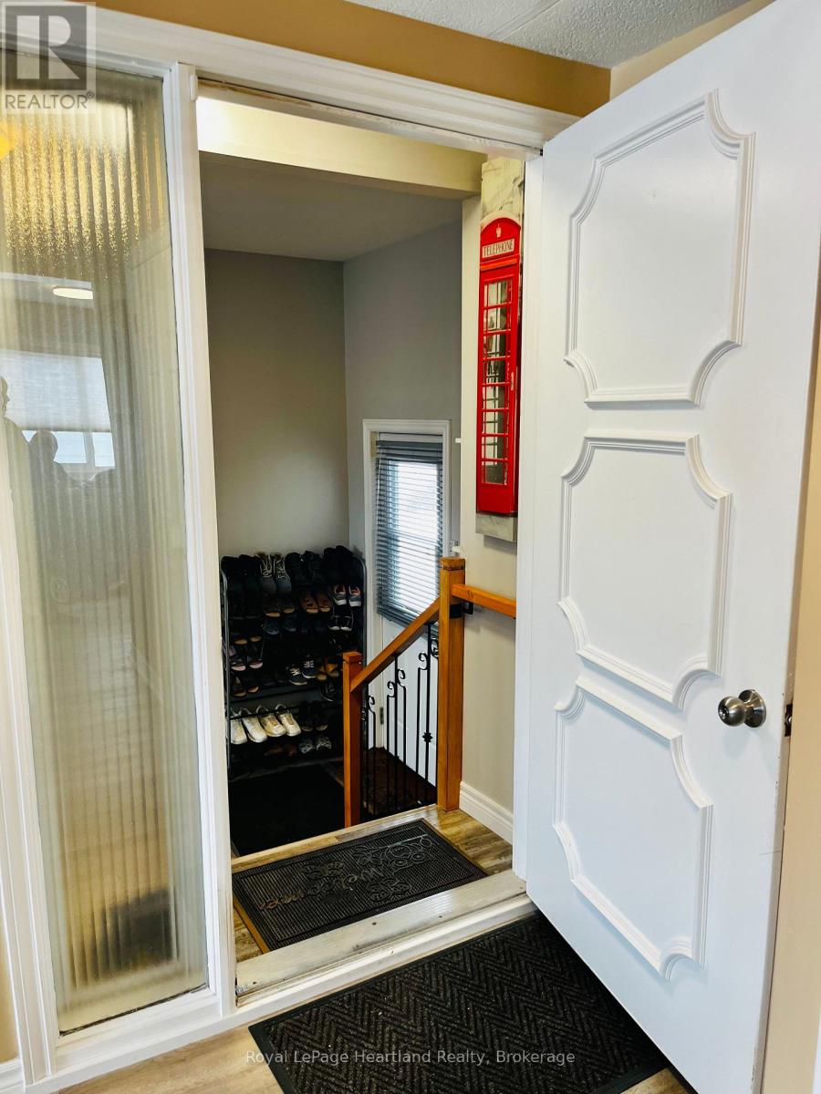 12 Velma Street, Strathroy-Caradoc, Ontario  N7G 3L3 - Photo 20 - X12783092